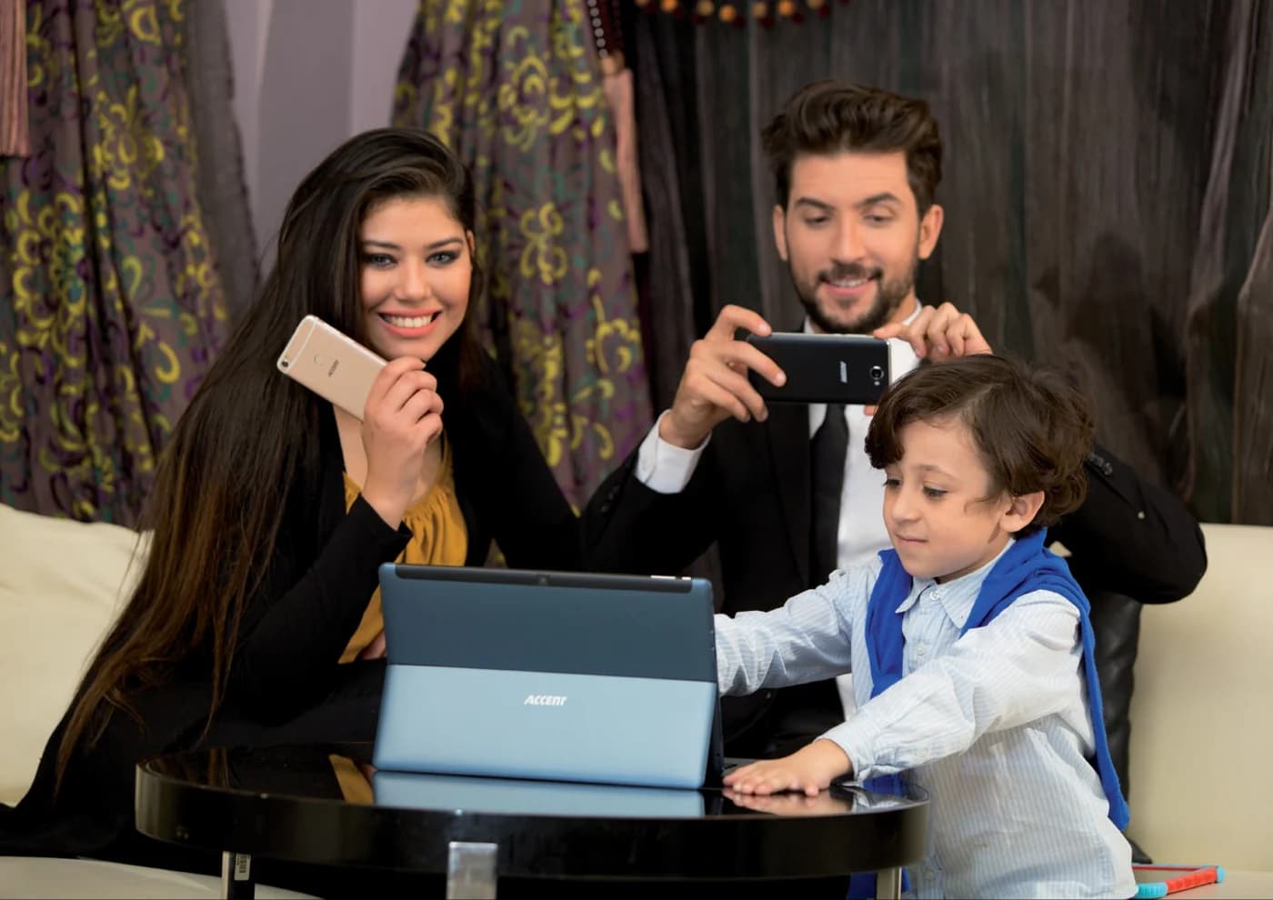 TERMINAUX ACCENT · TABLETTES & SMARTPHONES