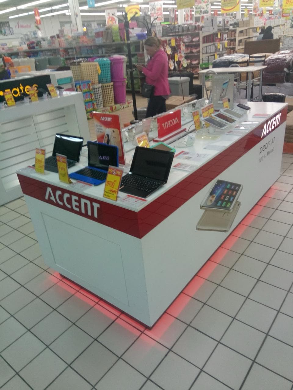 Corner Accent chez un revendeur agréé