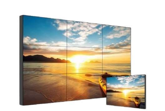 Mur d'images installé dans une salle de supervision